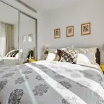 Escape Riverfront 2 Bedroom With Balcony דירה *