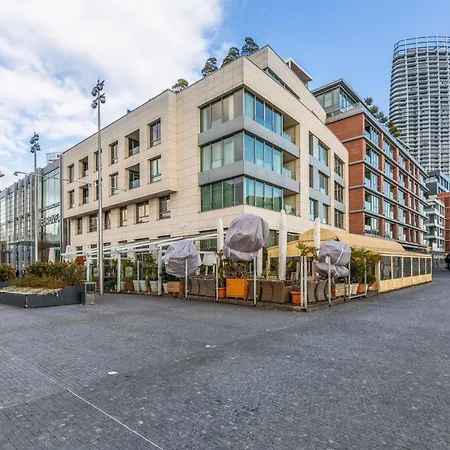 Escape Riverfront 2 Bedroom With Balcony Lägenhet Bratislava